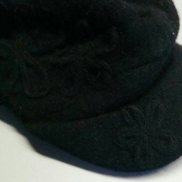 Black wool hat - Picture 2 of 3